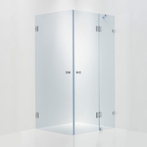 Hörna med hel dörr samt dörr med fast parti.DESIGN /duschbyggarrna